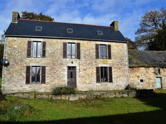 Maison 5 Pièces + Dépendances 22480 Lanrivain